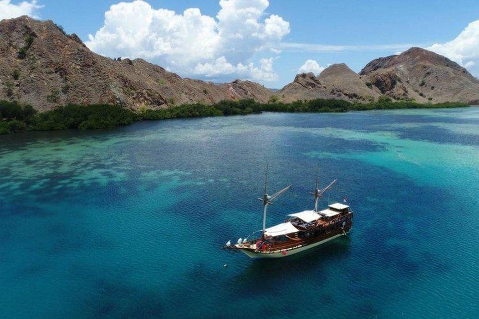 SAILING KOMODO TRIP + UPACARA 17AN DI PULAU PADAR 15-18 Agustus 2020 (bisa di cicil & cuti 1 hari saja)..