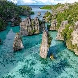 Team unlimited pass air asia kumpul yukk.. Kita explore misool raya ampat, oktober 2021