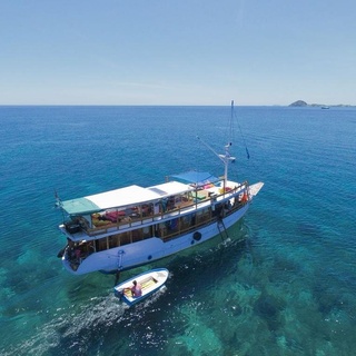 Lob labuan bajo 3D2N