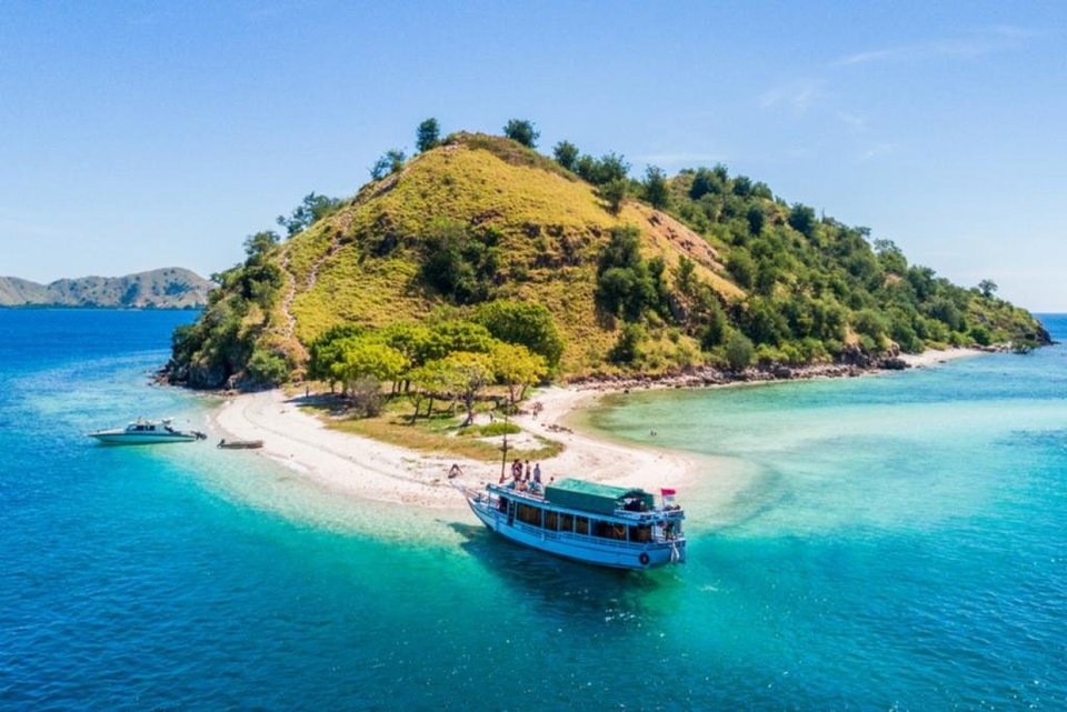 Cari temen sharecost explore labuan bajo 15-18 agustus 2020