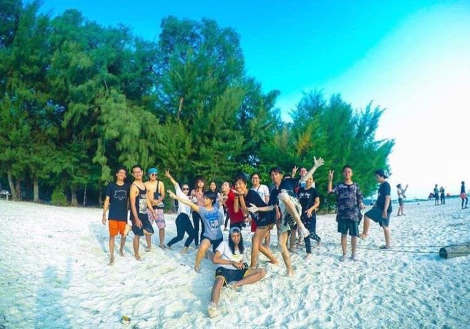 Open Trip PULAU HARAPAN EDISI LEBARAN