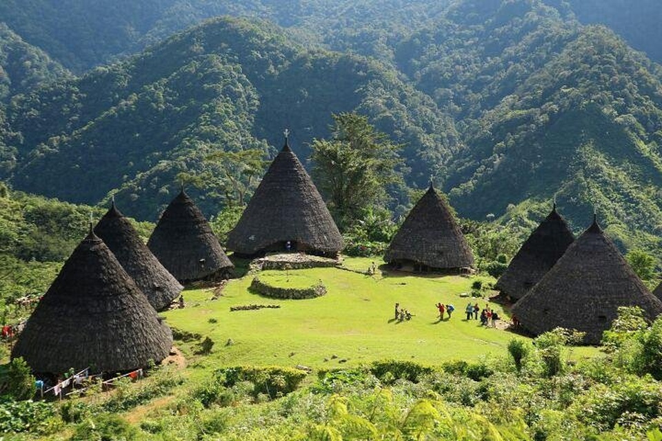 Cari Barengan dan Share Cost ke Wae Rebo serta Sailing Komodo 2hari 1malam