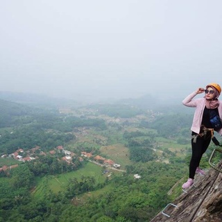 Paket One Day Trip SKY CAVE GUNUNG PARANG Available Setiap Sabtu only 380k!!