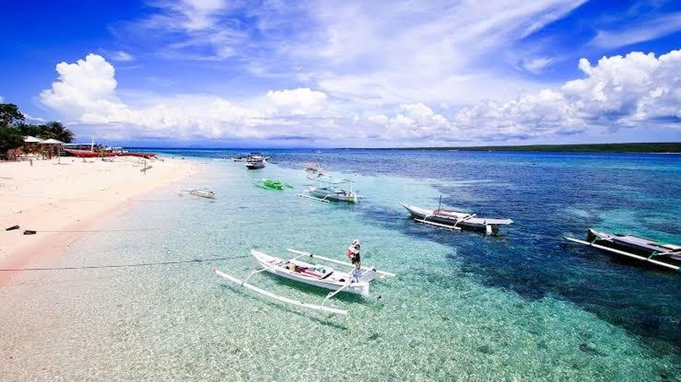 Cari Travelmate Eksplor Makassar