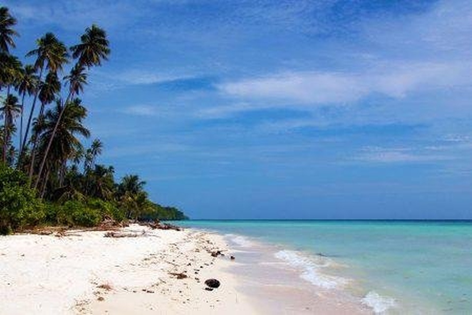 Paket Private Tour Kalimantan 4D3N : Maratua & Biduk-Biduk