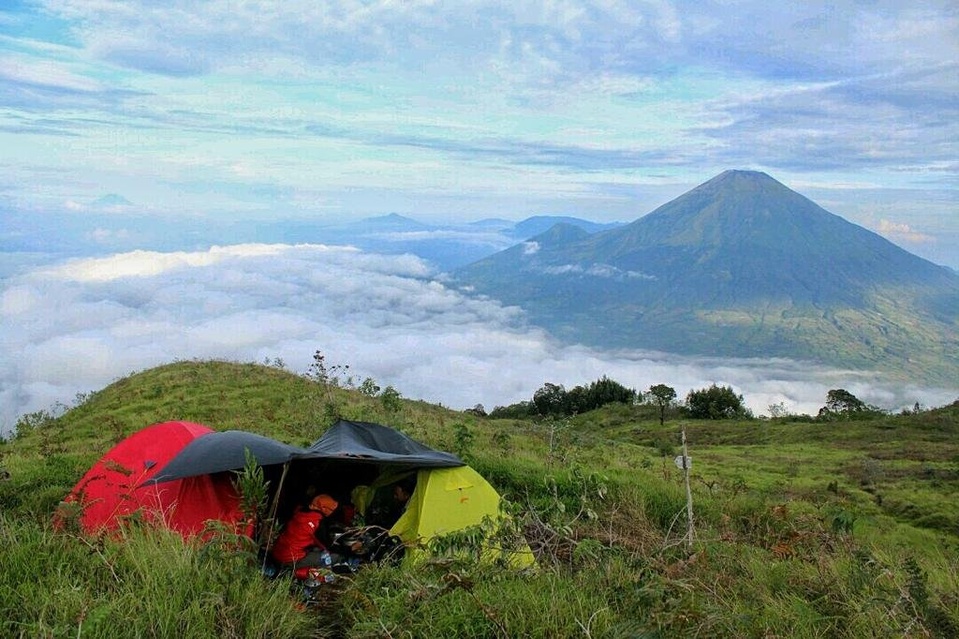 OPEN TRIP GUNUNG SUMBING via BOWONGSO 2020