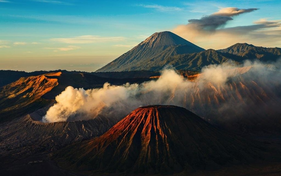 Open trip bromo, maret 2022, harga 800rb start jakarta