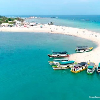 SNORKELING IN GILI KETAPANG ISLAND