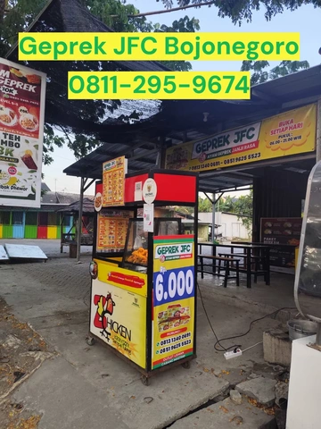 Kuliner Hits Bojonegoro Malam Hari: Berburu Ayam Geprek JFC Bojonegoro yang Renyah dan Ramah Kantong Backpacker!