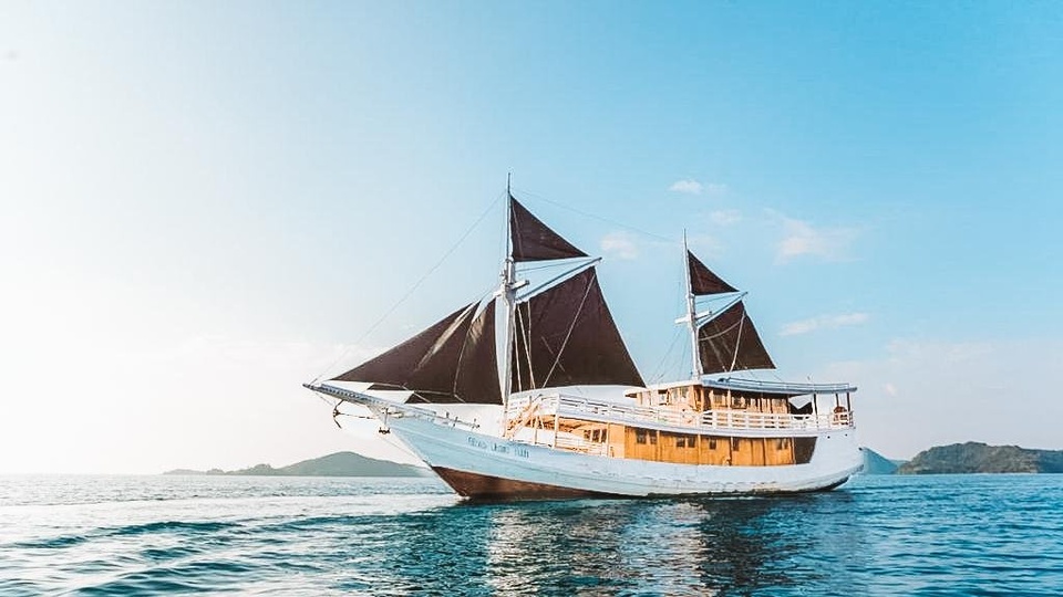 Labuan Bajo with Phinisi 14-17 Okt