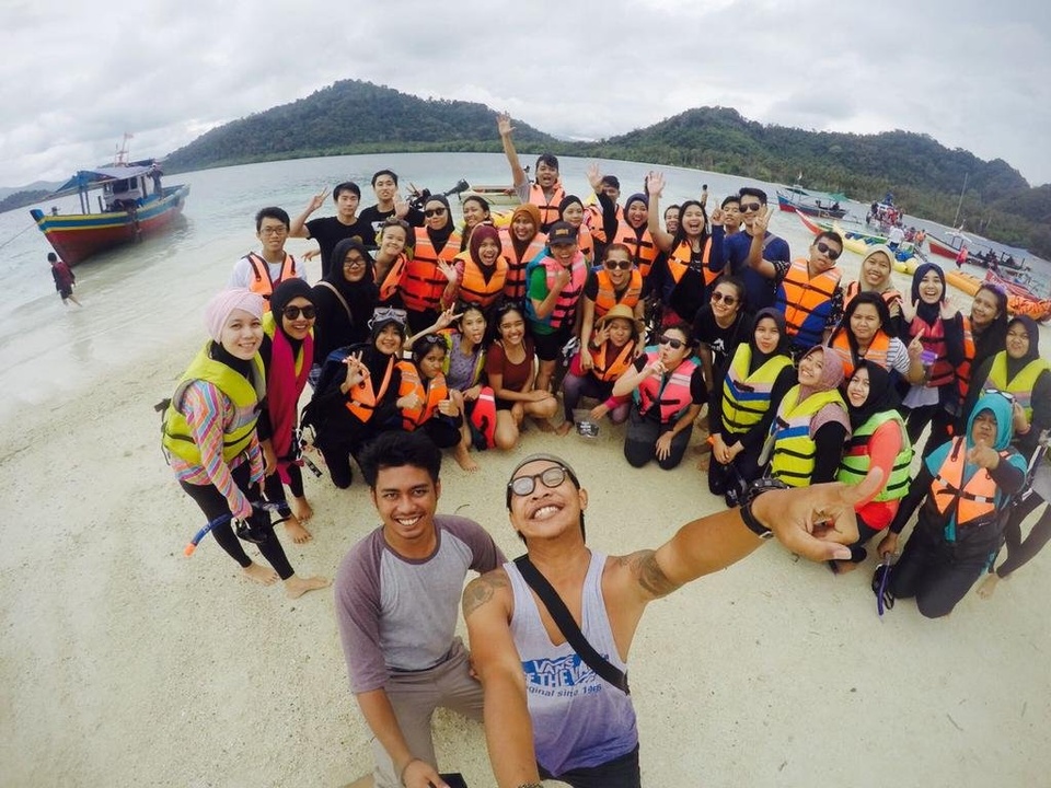 OPEN TRIP / PAKET WISATA / GATHERING PULAU PAHAWANG 1 HARI