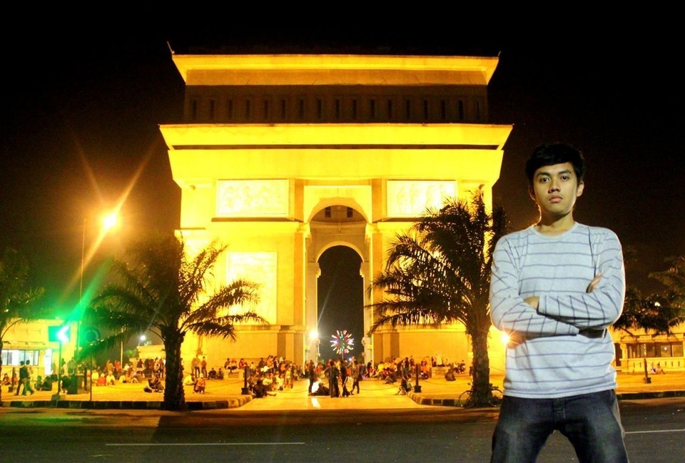 "simpang lima gumul"
