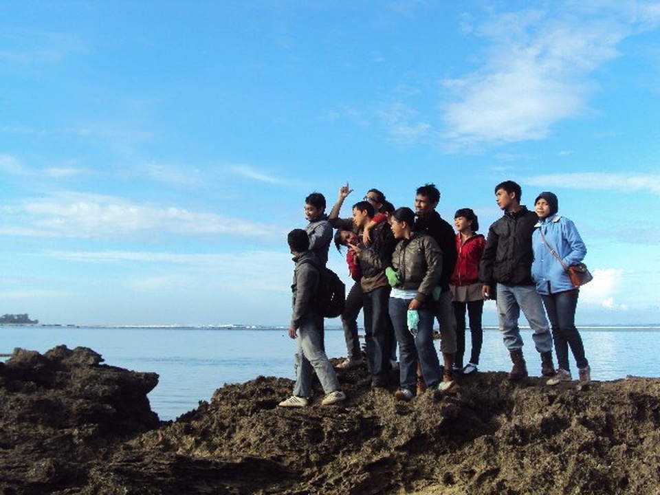 Touring ke UJUNG GENTENG :)