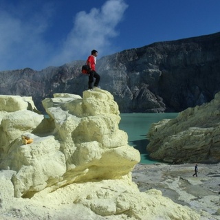Stone Yellow