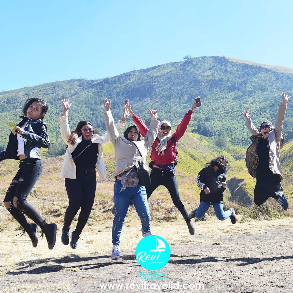 OPEN TRIP / PAKET WISATA / GATHERING EVERYDAY TRIP BROMO MIDNIGHT