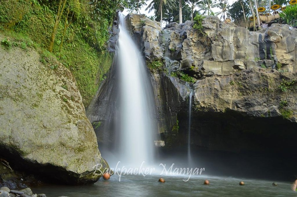 Segarnya Air terjun Tegenungan Gianyar Bali