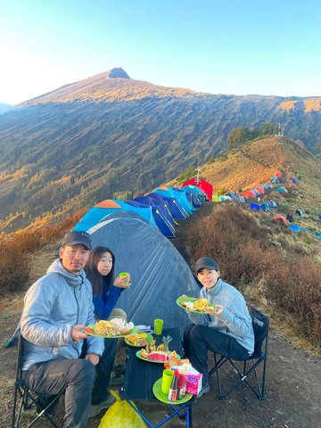 Hike to mount Rinjani