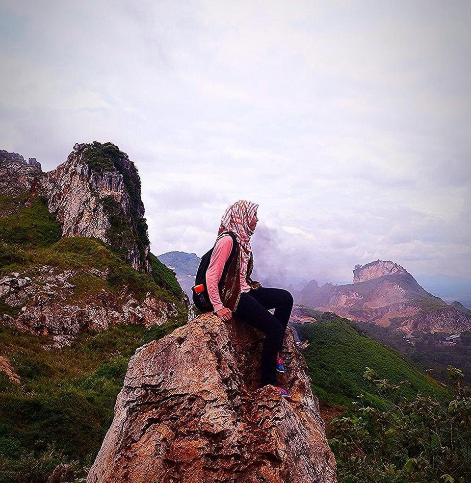 One day trip  Stone Garden dan Goa Pawon Bandung
