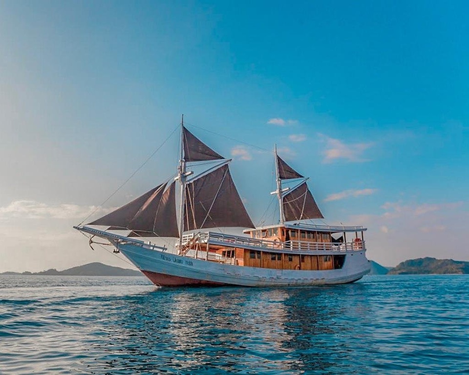 Cari teman sailing komodo 2021