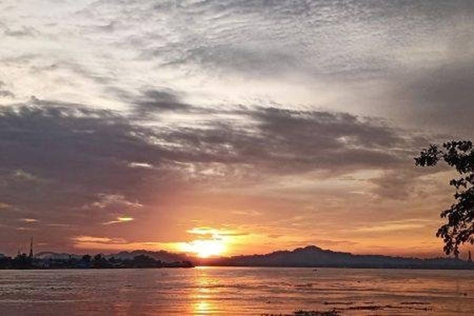 Paket Private Tour Kalimantan 3D2N : Mahakam River