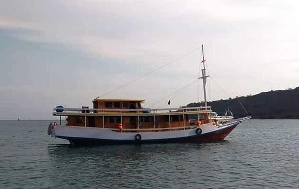 Overand Flores + Sailing Labuan Bajo !!! yang serius langsung inbox dan kasih no wa