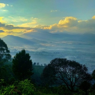 cari temen camcer di gunung putri lembang