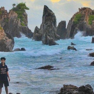 Cari teman trip singkat 17 November 2019 "Explore Pantai Gigi Hiu nan eksotis"