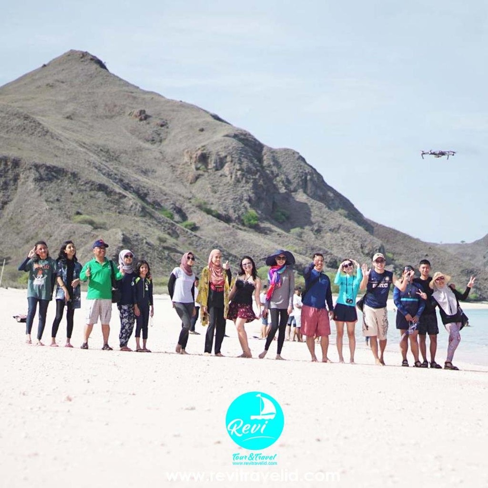 OPEN TRIP / PAKET WISATA / GATHERING Pulau Komodo Sailing Boat 3D 2N