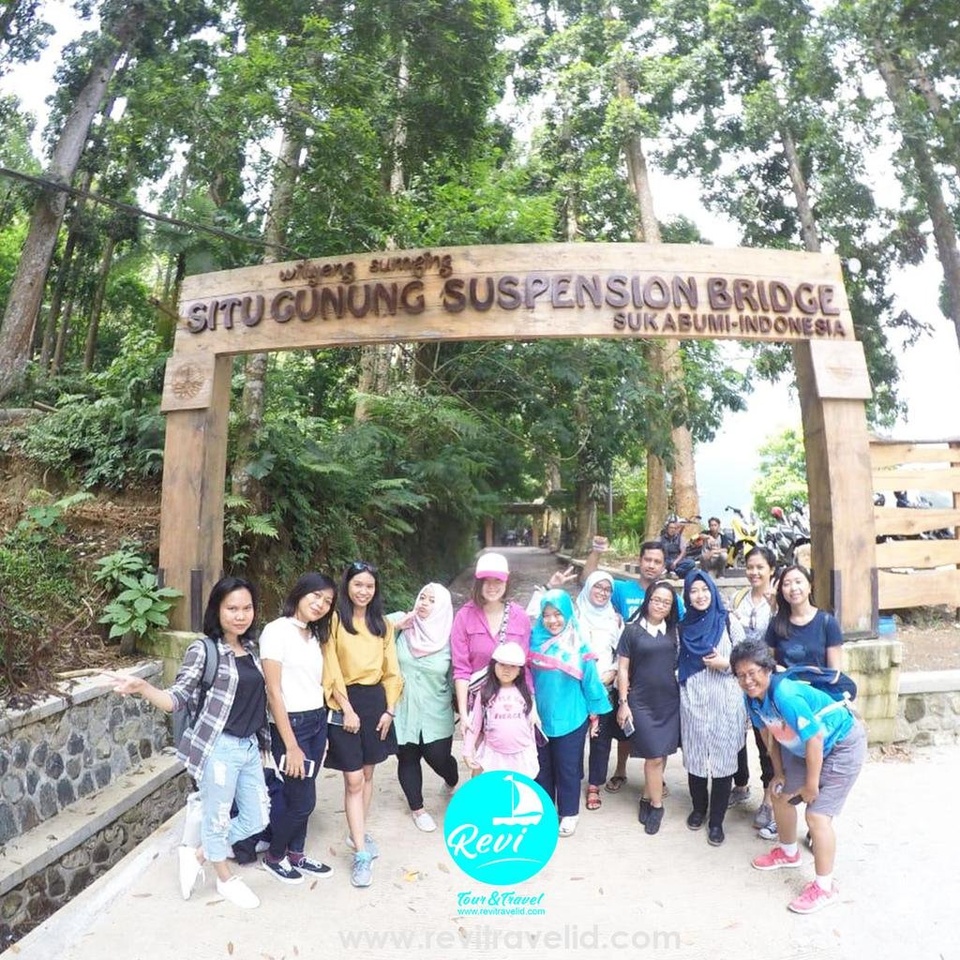 OPEN TRIP / PAKET WISATA / GATHERING Suspension Bridge Situ Gunung Sukabumi